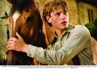 "WAR HORSE"

032b_DM-AC-00040

Albert (Jeremy Irvine) and his horse Joey are featured in this scene from DreamWorks Pictures' "War Horse", director Steven Spielberg's epic adventure set against a sweeping canvas of rural England and Europe during the First World War.

Ph: Andrew Cooper, SMPSP

Â©DreamWorks II Distribution Co., LLC. Â All Rights Reserved.