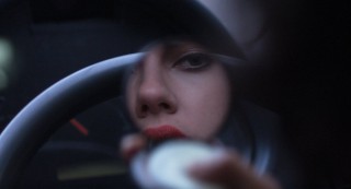 undertheskin_2