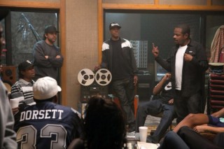 straightouttacompton_3